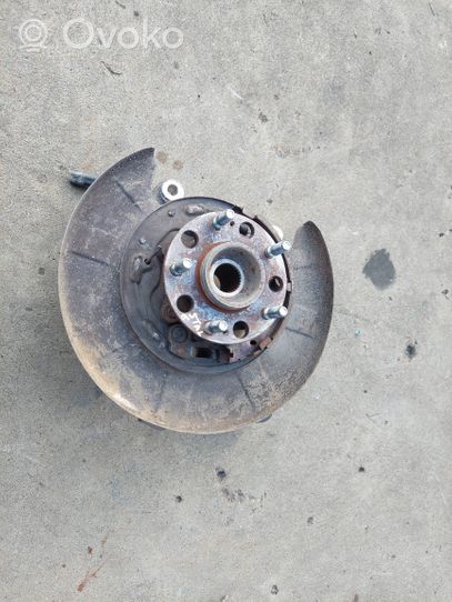 Hyundai Genesis Rear wheel hub 929000C120Y