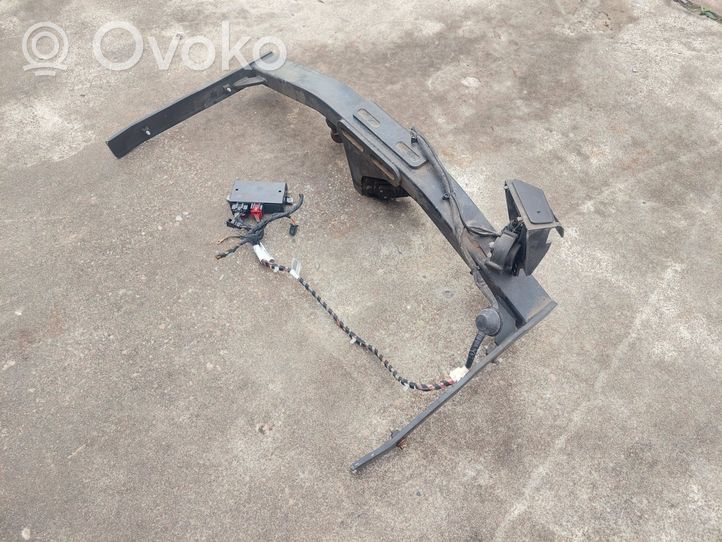 Volkswagen Tiguan Set barra di traino 5N0803880P