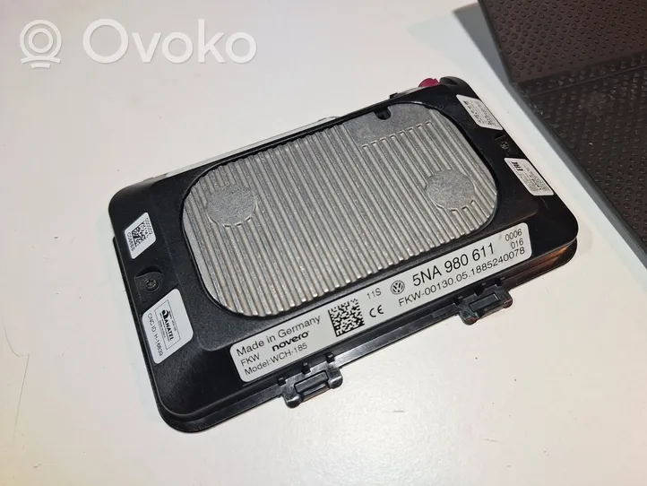 Volkswagen Golf VII Module de charge sans fil 5NA980611