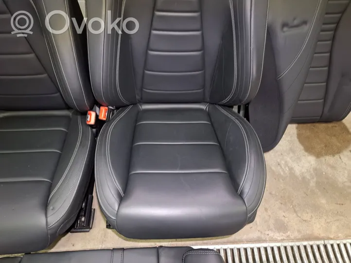 Mercedes-Benz E W213 Seat set A970