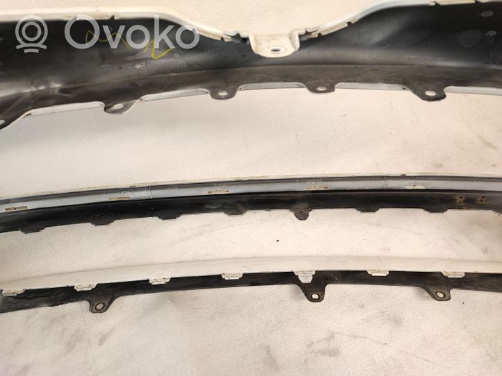 Toyota Avensis T270 Paraurti anteriore 5211905230