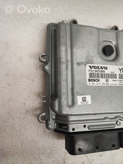 Volvo XC70 Calculateur moteur ECU 31303388