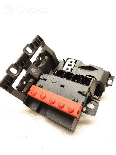 BMW 5 G30 G31 Relé de control de corriente 6802943