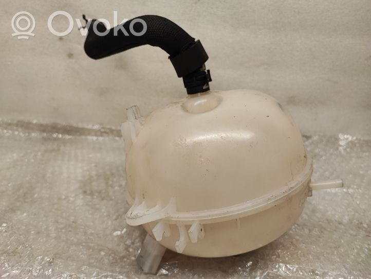 Porsche Macan Coolant expansion tank/reservoir 95B121407