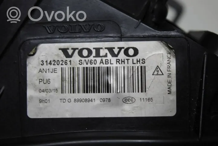 Volvo V60 Phare frontale 31420261