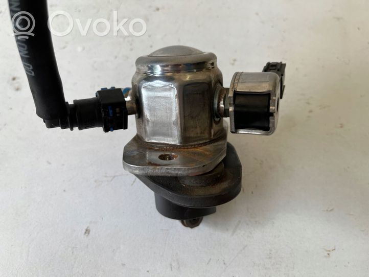 Toyota C-HR Pompe d'injection de carburant à haute pression 8996189212