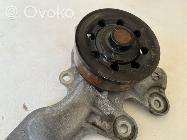 Toyota C-HR Pompe de circulation d'eau 5393298653