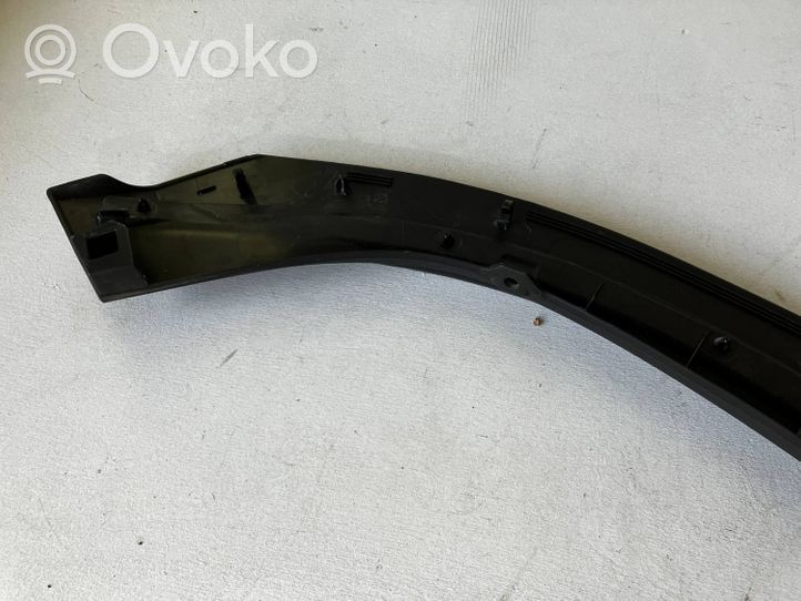 Toyota RAV 4 (XA50) Garniture de marche-pieds arrière 6785742100