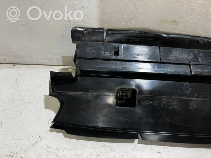 Toyota RAV 4 (XA50) Garniture de radiateur 