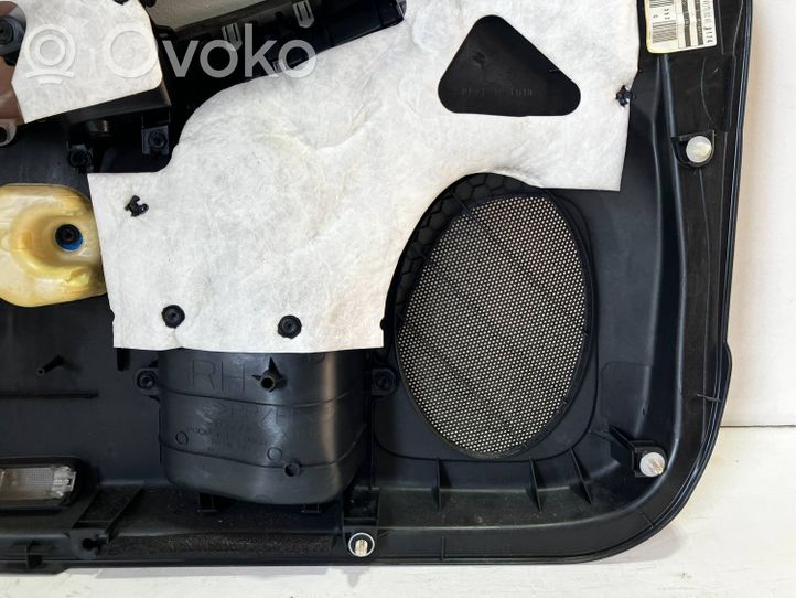 Toyota Prius (XW30) Etuoven verhoilu 