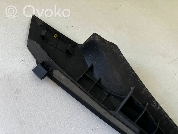 Toyota Auris E180 Listwa szyby czołowej / przedniej 5386602040