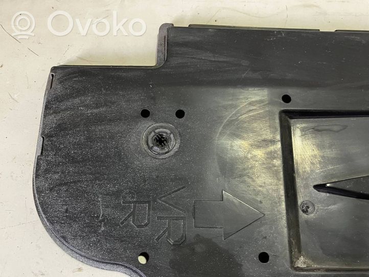 Toyota Auris E180 Osłona boczna podwozia 5816702060