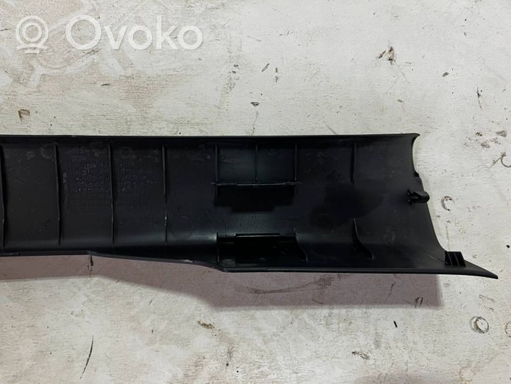 Toyota Auris E180 Takaoven kynnyksen suojalista 6791702300