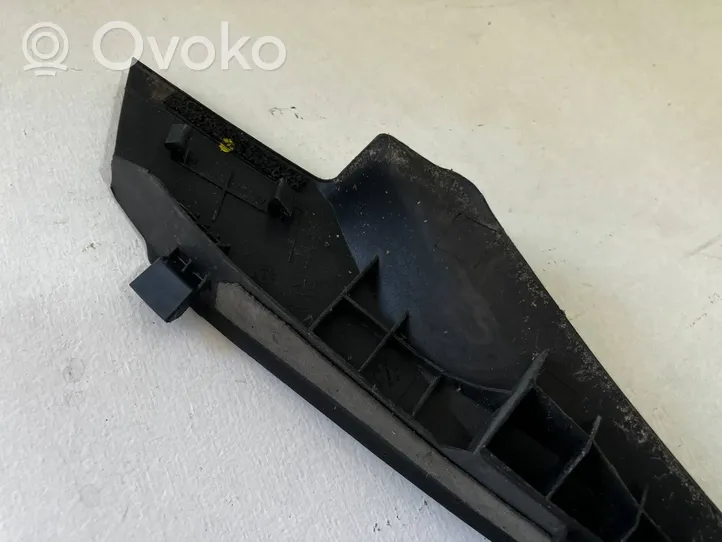 Toyota Auris E180 Rivestimento dell’estremità del parafango 5386602040