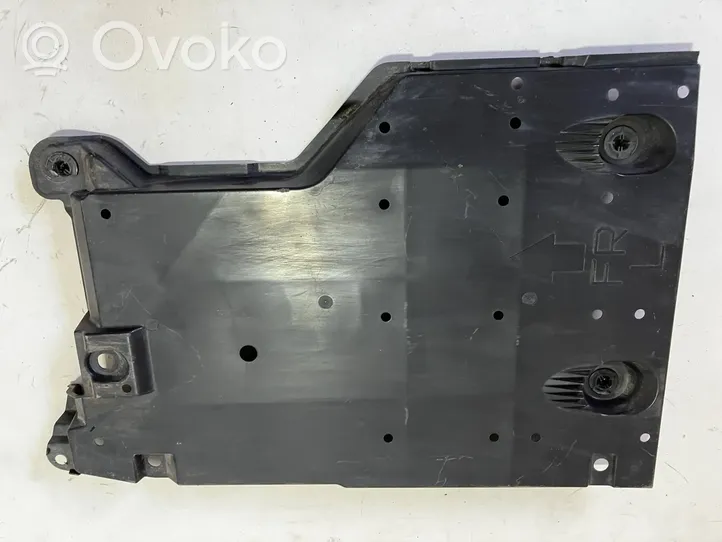 Toyota Auris E180 Priekinės važiuoklės dugno apsauga 5816602030