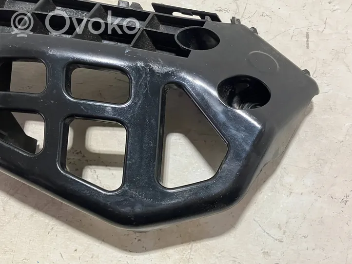 Toyota Auris E180 Staffa di rinforzo montaggio del paraurti anteriore 5253502050