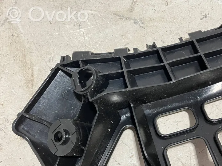 Toyota Auris E180 Uchwyt / Mocowanie zderzaka przedniego 5253502050