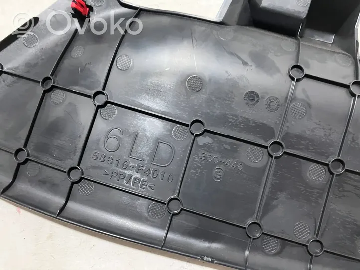 Toyota C-HR Autres éléments de console centrale 58816F4010