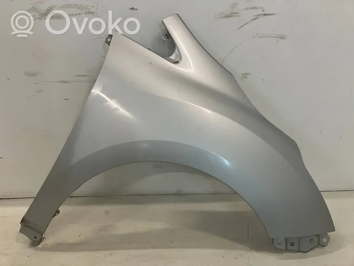 Toyota Verso Fender 