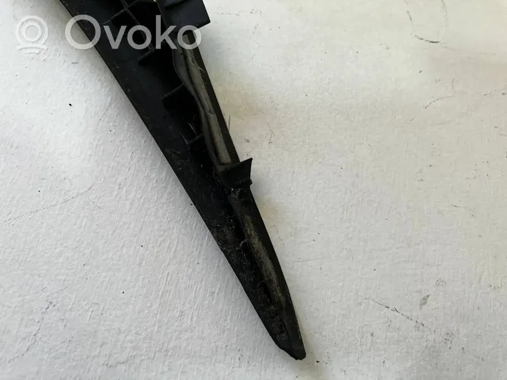 Toyota Auris E180 Rivestimento dell’estremità del parafango 5386702040