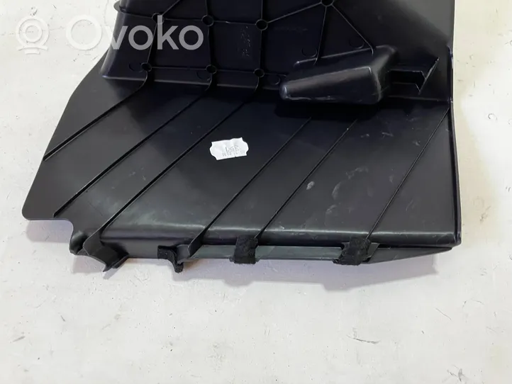 Toyota Auris E180 Cita veida bagāžnieka dekoratīvās apdares detaļa 5821902040