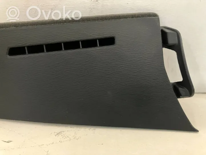 Toyota Prius+ (ZVW40) Other interior part 6222647010