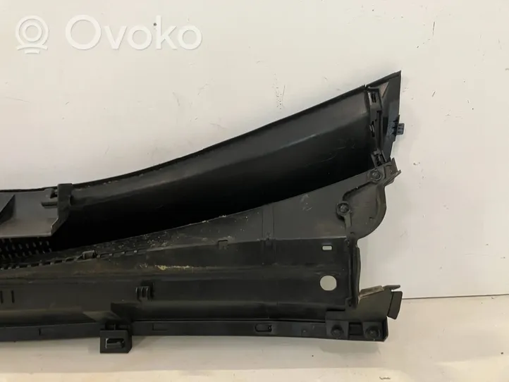 Toyota Prius (XW50) Rivestimento del tergicristallo 5578447020