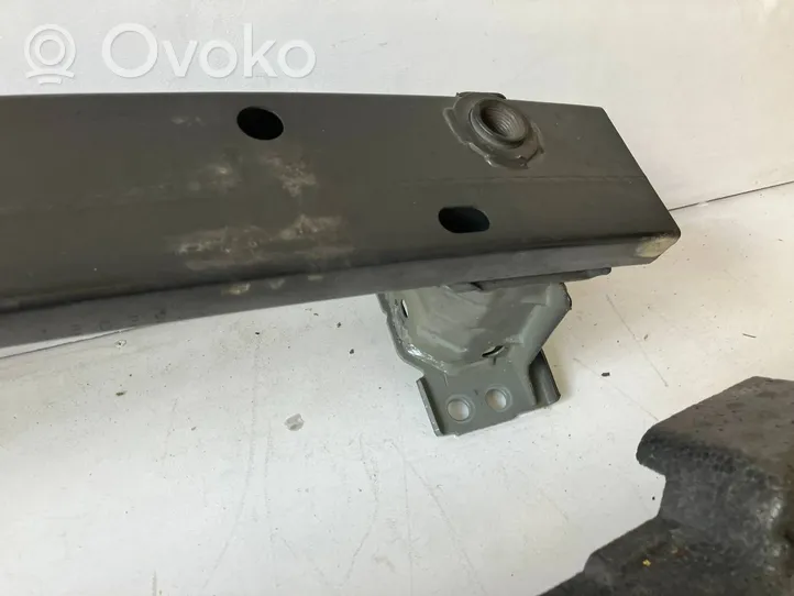 Toyota Auris E180 Renfort de pare-chocs avant 5261102380