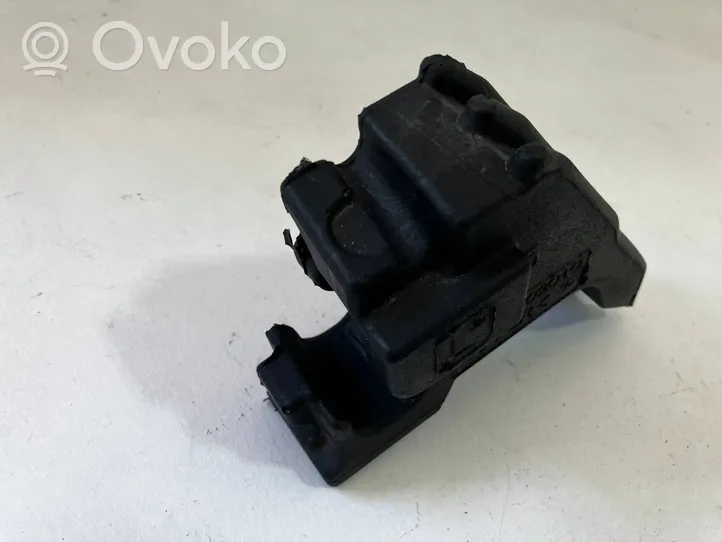 Toyota Auris E180 Wygłuszenie / Pianka błotnika przedniego 5315402010