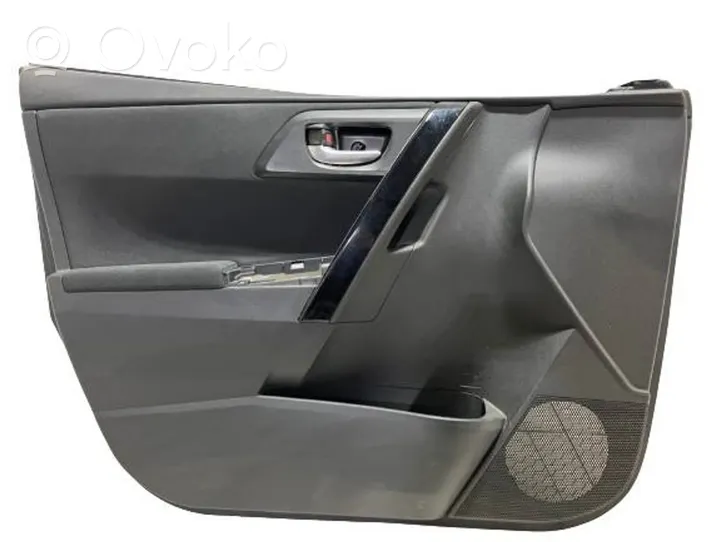 Toyota Auris E180 Revestimiento de puerta delantera 