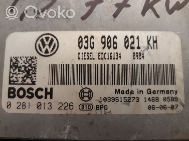 Volkswagen Golf V Moottorin ohjainlaite/moduuli 03G906021KH