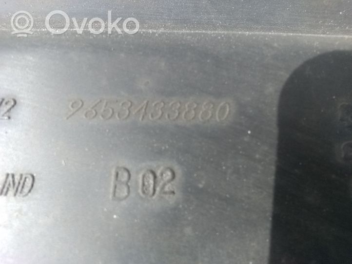 Peugeot 307 Sivujäähdyttimen tuen suojapaneeli 9653433880