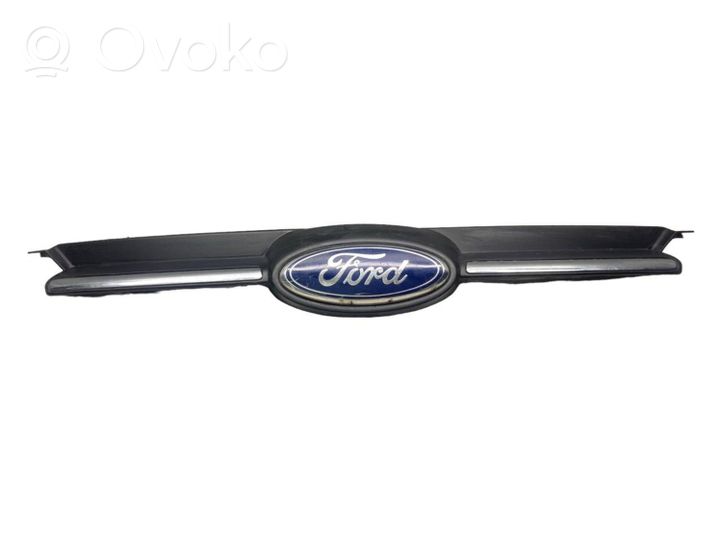 Ford Focus Rejilla superior del radiador del parachoques delantero BM51BA133B