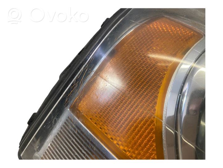 Volvo XC90 Lampa przednia 31217048