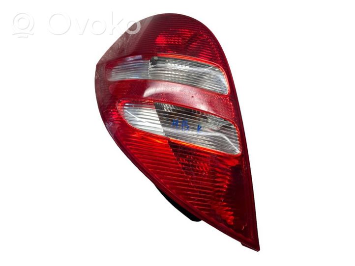 Mercedes-Benz A W169 Lampa tylna ULO3330L