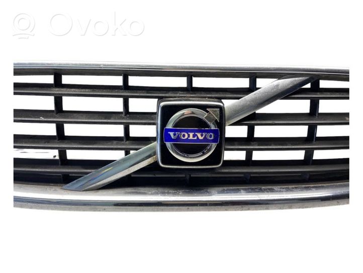 Volvo S40 Front bumper upper radiator grill 30744918