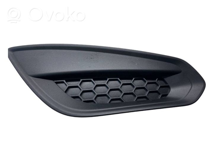 Volvo S60 Grotelės apatinės (trijų dalių) 31294130