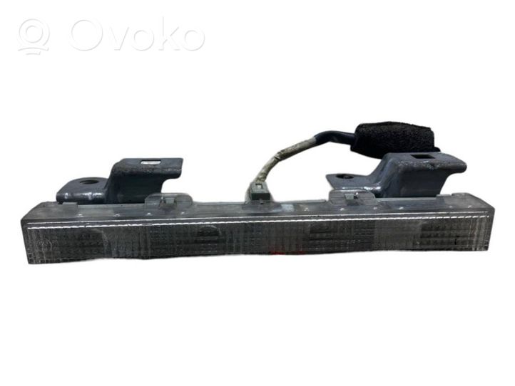 Toyota Yaris Third/center stoplight 52-146