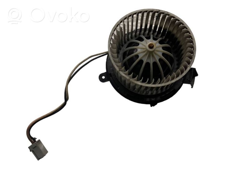 Opel Astra J Heater fan/blower 25020140