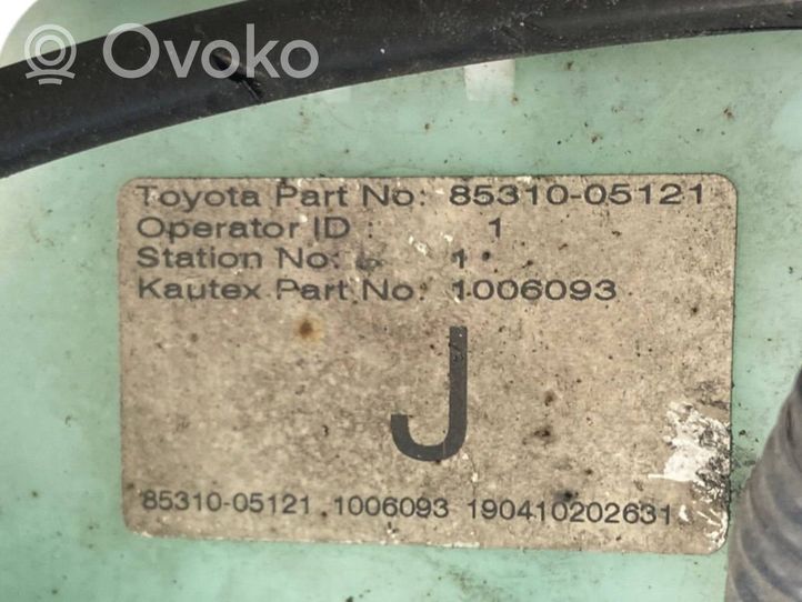 Toyota Avensis T270 Tuulilasinpesimen nestesäiliö 8531005121