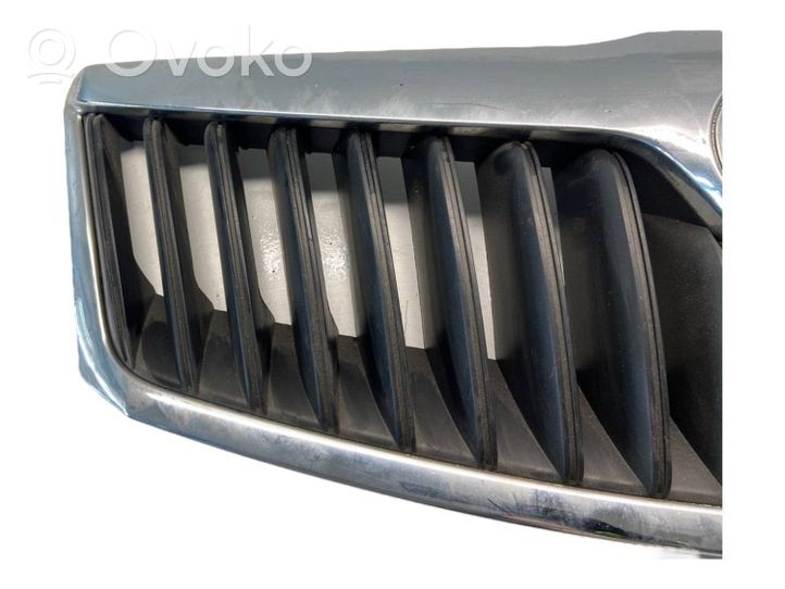 Skoda Octavia Mk2 (1Z) Griglia superiore del radiatore paraurti anteriore 1Z0853651C