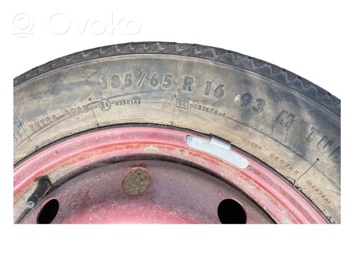 Renault Fluence R16 spare wheel 