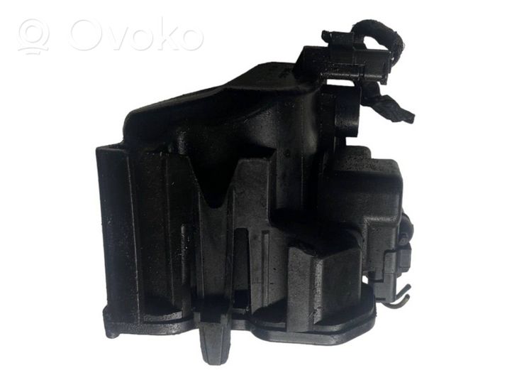 Peugeot 307 Fuel filter housing HDF939