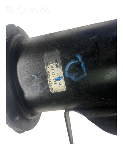 Volkswagen PASSAT B7 Fuel filter housing 7N0127400