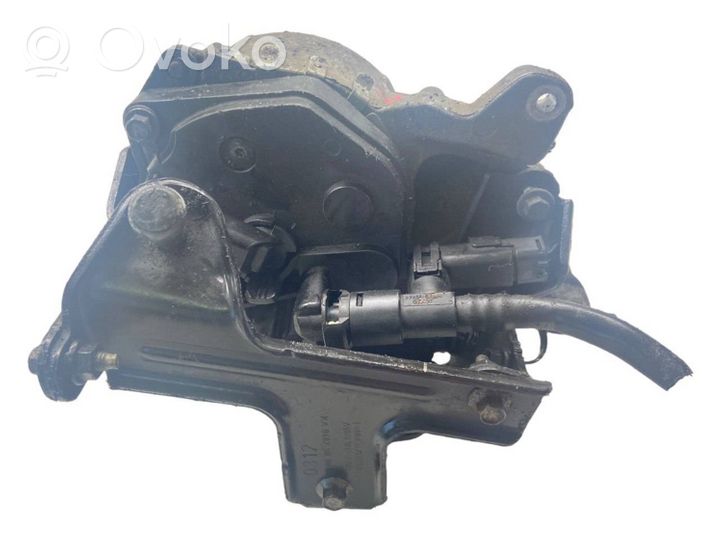 Ford Focus Boîtier de filtre à carburant AV6Q9A072AB