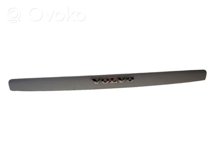 Volvo V50 Trunk door license plate light bar 30699682