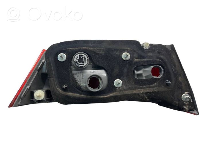 Honda Accord Lampy tylnej klapy bagażnika P8129