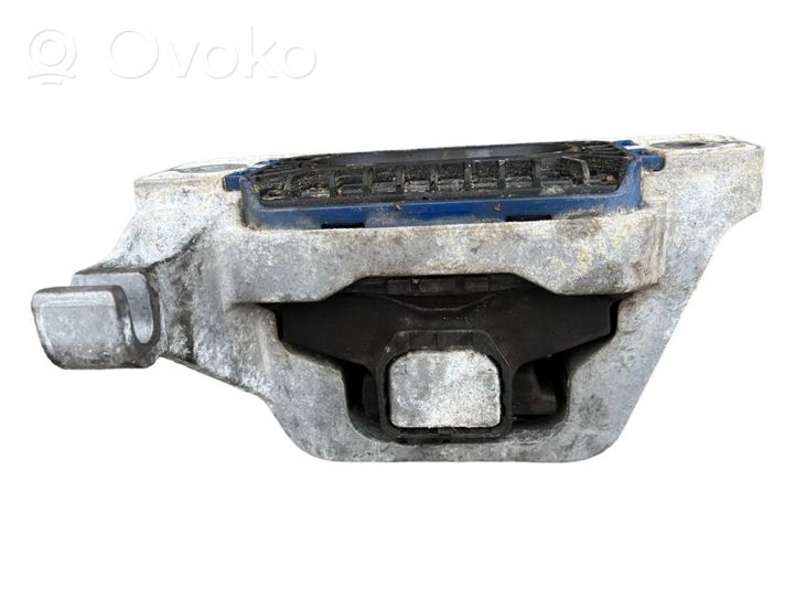 Volkswagen Crafter Engine mount bracket 323830