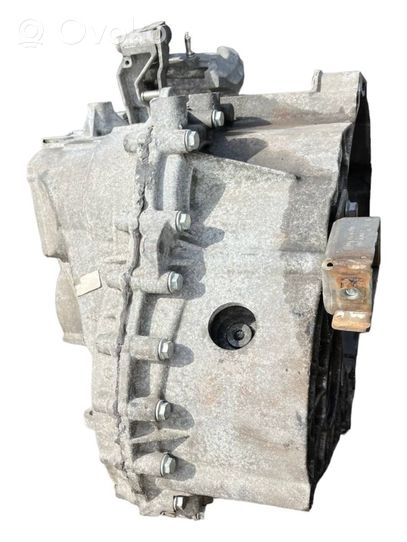 Volkswagen Crafter Manual 6 speed gearbox FM6AX0022