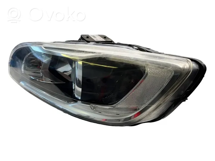 Volvo S60 Lampa przednia 31395904